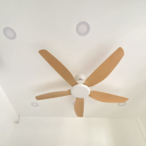 Quạt Trần 5 Cánh Luxfan GV 031 Màu Gỗ Nhạt Quạt Trần 5 Cánh Luxfan GV 031 Màu Gỗ Nhạt