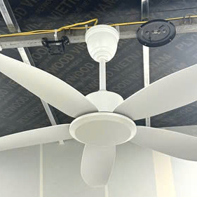 Quạt Trần 5 Cánh Luxfan GV 10173T Màu Trắng Quạt Trần 5 Cánh Luxfan GV 10173T Màu Trắng