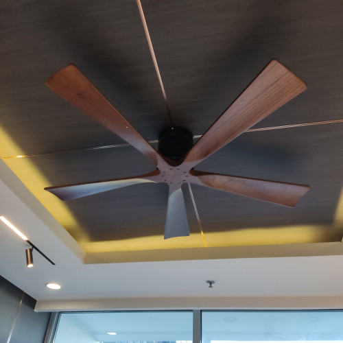 Quạt Trần 5 Cánh Luxfan GV 2014N Màu Gỗ Đậm Quạt Trần 5 Cánh Luxfan GV 2014N Màu Gỗ Đậm