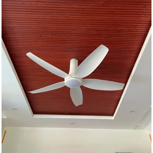 Quạt Trần Đèn 5 Cánh Luxfan GV 001T Màu Trắng Quạt Trần Đèn 5 Cánh Luxfan GV 001T Màu Trắng