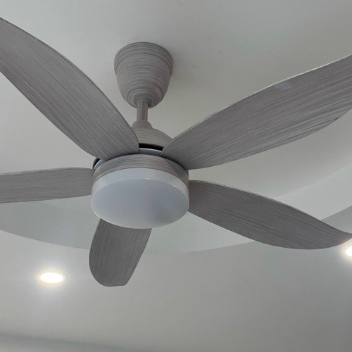 Quạt Trần Đen 5 Cánh LuxFan GV017G Màu Ghi