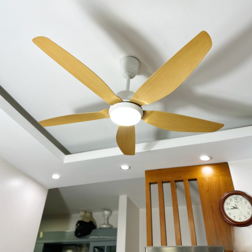 Quạt Trần Đèn 5 Cánh Luxfan GV 1041 Màu Gỗ Nhạt Quạt Trần Đèn 5 Cánh Luxfan GV 1041 Màu Gỗ Nhạt